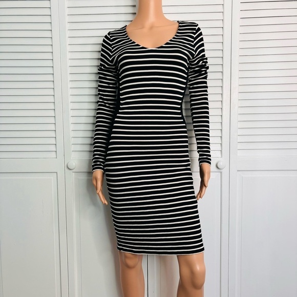 VELVET by Graham & Spencer Striped Long Sleeve Bodycon Dress Size Large - Picture 1 of 8